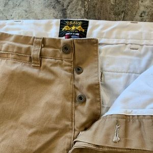 Bravestar Chino